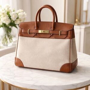 Elegant Birkin styleTan leather and Cream Women's Handbag